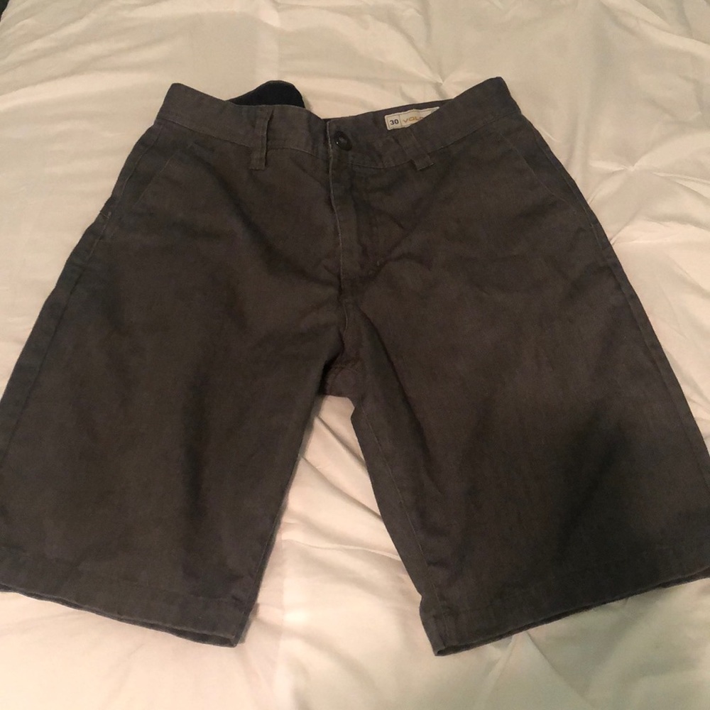 Gray Volcom shorts for men in size 30